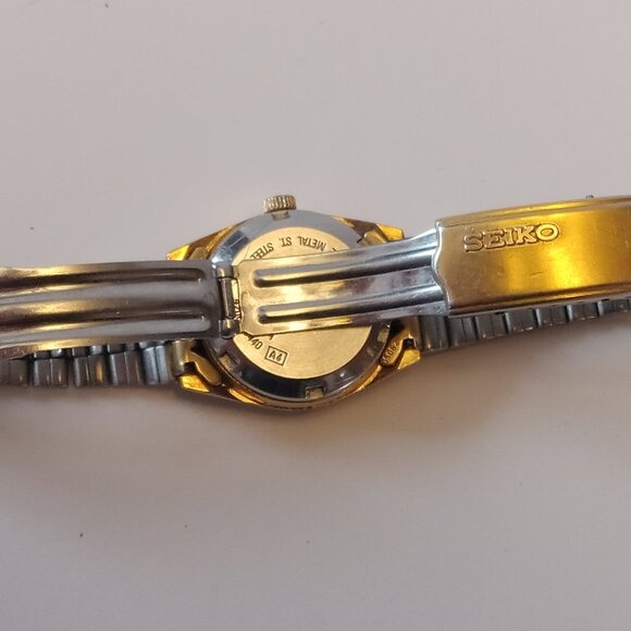 Vintage ladies Seiko Automatic day date watch Japan - Picture 8 of 16